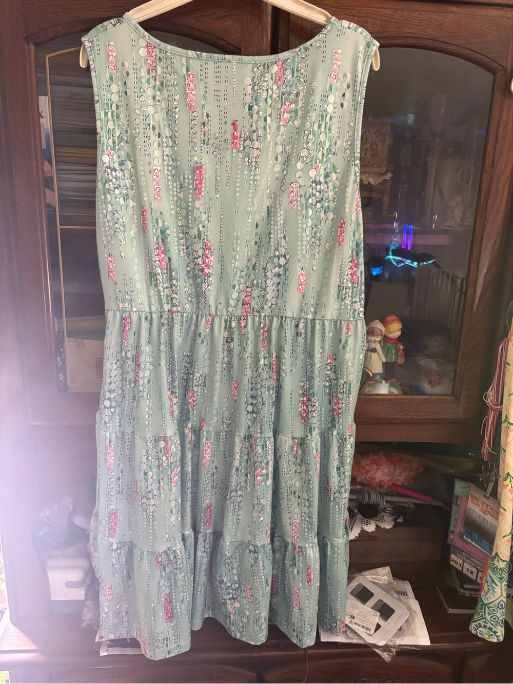 Sleeveless Mint Green Tiered Floral Midi Dress - Picture 4 of 5